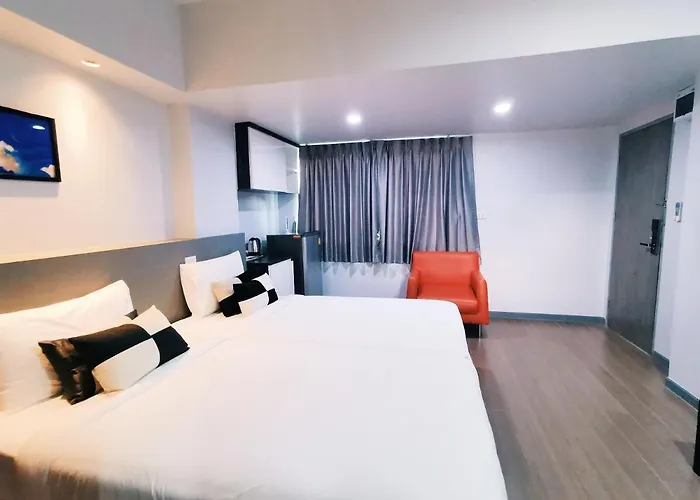 מלון Star Sukhumvit 3*
